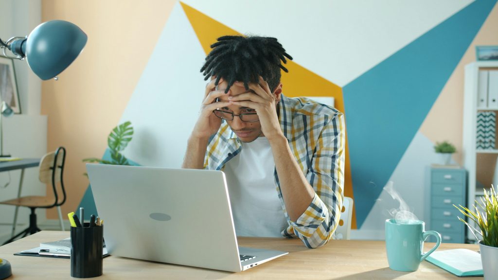 terapie cognitiv-comportamentală în anxietate explicată pentru adulți tineri